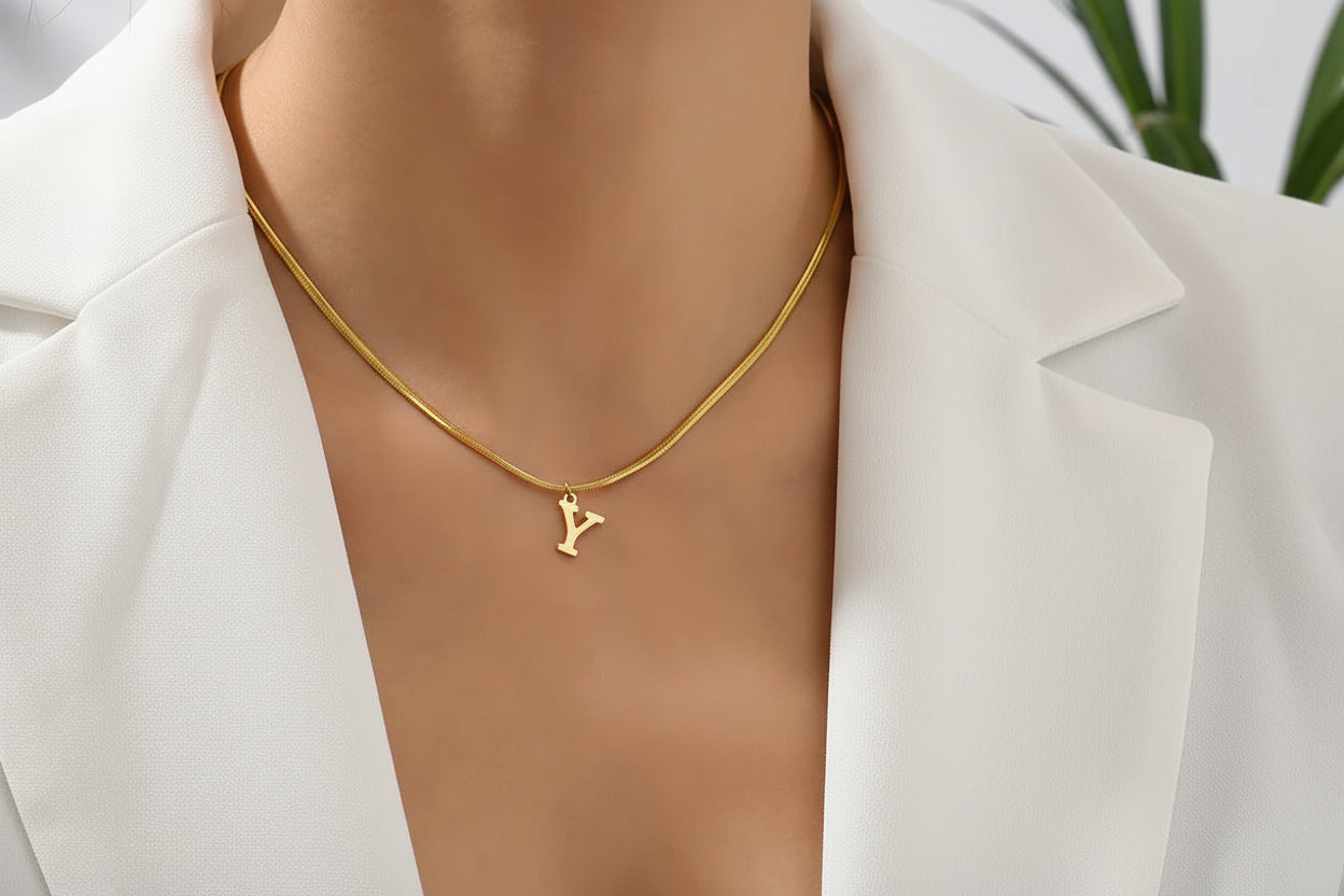 Collar Esencia con Inicial personalizado